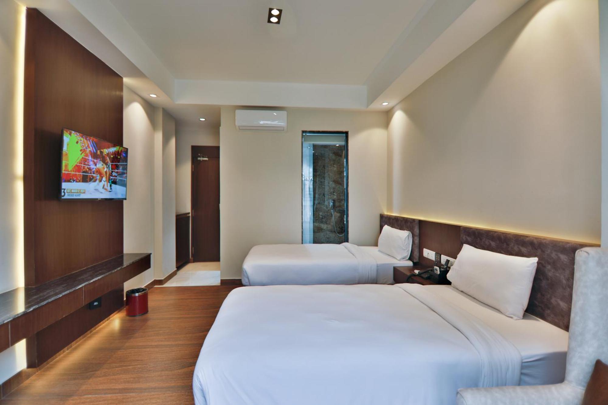 Lakhey Hotel Kathmandu Esterno foto