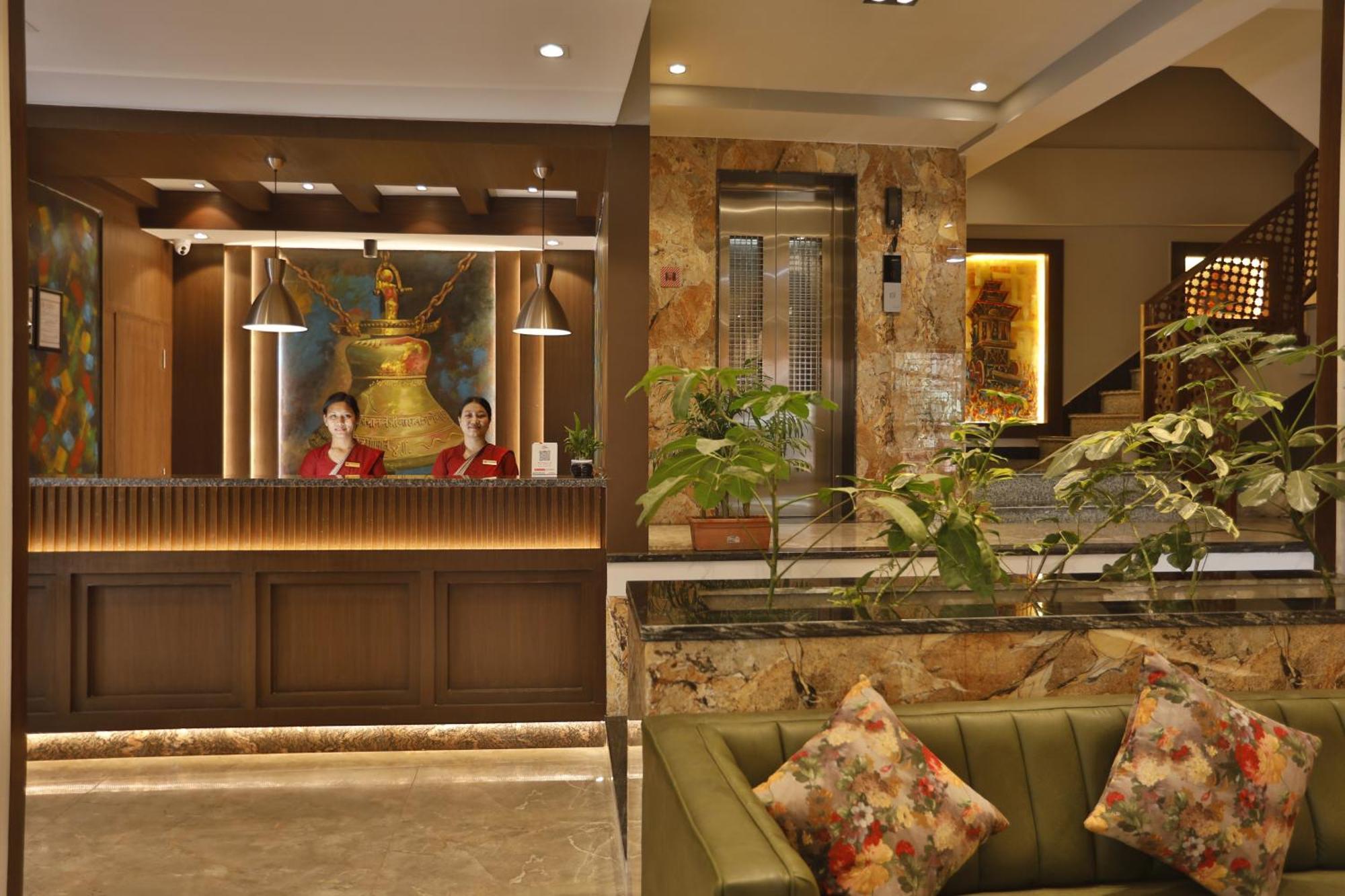 Lakhey Hotel Kathmandu Esterno foto